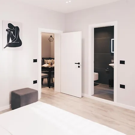 Apartment Mono Boutique *
